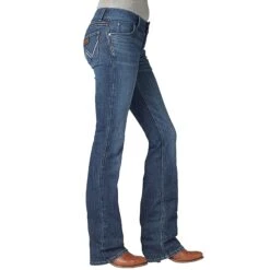 Wrangler Women's Retro Sadie Low Rise Bootcut Jeans -Beste Western Cowboy Store 112321498 02